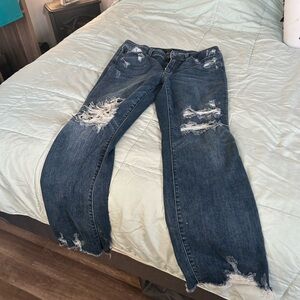 Flattering. Smoke & car free home.